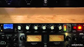 SB4000 Stereo Compressor Demo [upl. by Crescentia]