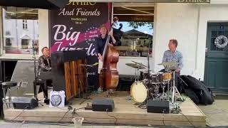 Big Jazz Day Divinos ampFriends [upl. by Mima]