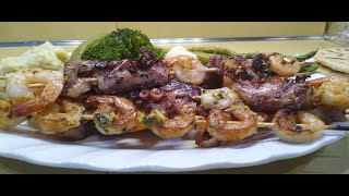 Banderines o pinchos de camarones y pulpos [upl. by Acillegna]