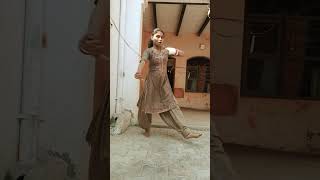 Dosar bhatar ho bhojpuri dance song sortsvideo dance [upl. by Annasor917]