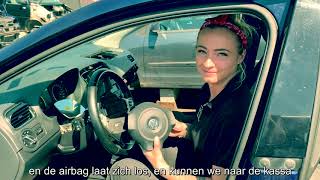 Vervangen van een stuur airbag Volkswagen Polo 6R Venyard [upl. by Aserret]