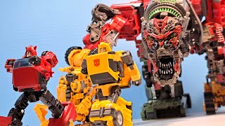 Cliff amp Bee Devastator  Transformers Stop Motion [upl. by Anoif]