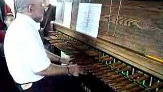 Carillon BerlinTiergarten Jeffrey Bossin [upl. by Delinda]