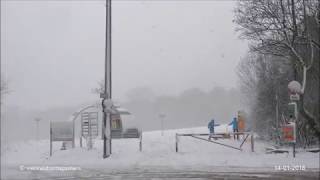 Schneefall in Wien 14012018 Winter returns to Vienna [upl. by Fenton864]