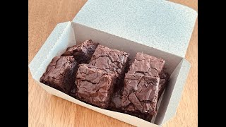 Chewy brownies in the box for picnic  classic chewy brownies recipe [upl. by Ekle168]