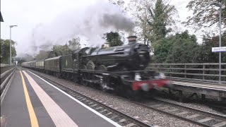 5043 Earl of Mount Edgcumbe blasts through Appleford 211024 [upl. by Mij]