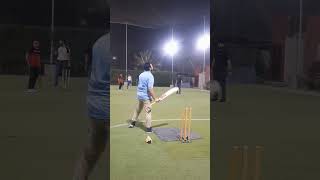 Keeper sledging and than giving suggestion cricketfan crickerlover cricketshorts [upl. by Irelav]