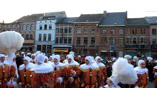 Carnaval de Binche 2011 1 バンシュのカーニバル [upl. by Iams516]