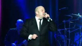 THE COMMITMENTS LIVE IN CONCERT  MIDNIGHT HOUR [upl. by Gazzo]