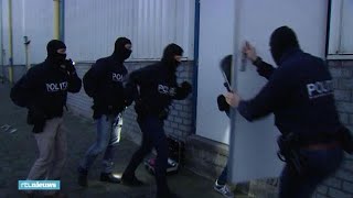 Illegale sigarettenhandel opgerold 45 miljoen peuken in beslag genomen  RTL NIEUWS [upl. by Anen820]