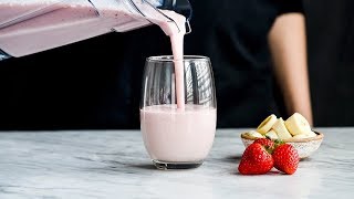 How to make the best Strawberry Banana Smoothie [upl. by Airamak]