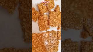 Til Chakki  Sirf 3ingredient se banaye sankranti ki mithai  tillikichakki shorts youtubeshorts [upl. by Vashtia]