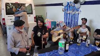 Pajarito  Guitarreada  Huahuais con el Vasco Salaberry y Esteban Salaberry [upl. by Eikram]