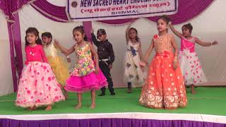 chota bacha jaan dance performance [upl. by Nomrej]