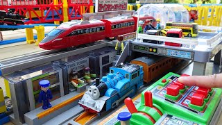 Thomas Plarail amp JR train ☆ Twin Tower Station big bridge course [upl. by Nyloc]