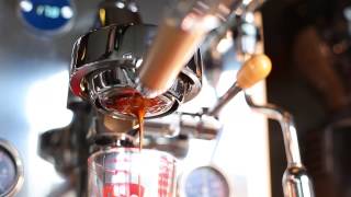 Espresso Machine Portafilter Comparison Bottomless vs Spouted [upl. by Yrekcaz]