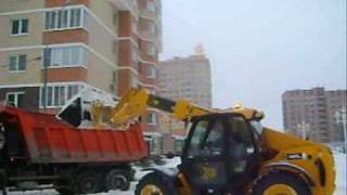 JCB Loadall 54170 part 3 loading snow [upl. by Namref]