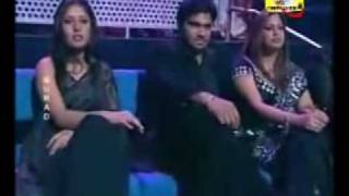 Shreya Ghoshal  Jaadu Hai Nasha Hai  live mp4 [upl. by Aromas740]