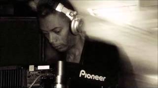 Jeff Mills  Essential Mix BBC  Radio 1  09072006 [upl. by Avehsile209]