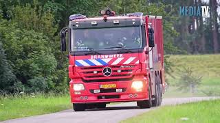 Flinke rookontwikkeling bij uitslaande brand in containers met accus Krommedijk Zuidland [upl. by Attekahs730]