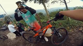 Polygon Siskiu D5  Review  Test Ride [upl. by Rebmaed]