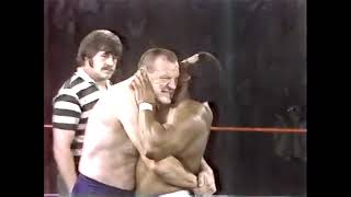 Gene Kiniski v Iceman King Parsons [upl. by Harli]