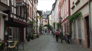 Bernkastel Kues Weinort an der Mosel  Deutschland  Burg Landshut  Reisebericht [upl. by Kei]