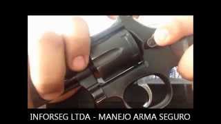 MANEJO REVOLVER ARMA DE FUEGO [upl. by Ardek489]