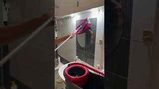 Comment nettoyer ta salle de bain en 2 minutes chrono ⏱️ [upl. by Enilamme]