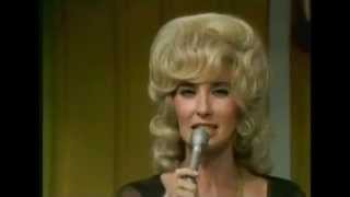 TAMMY WYNETTE  GOOD LOVIN [upl. by Nevaeh]