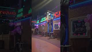 🌃🍹 Nighttime Chaplins Bar in Benidorm 🎶🥂 ChaplinsNightlife BenidormNights benidorm spain [upl. by Oreste]