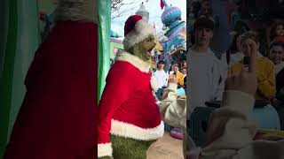 AN ICONIC ENTRANCE FROM THE GRINCH AT UNIVERSAL STUDIOS ORLANDO  GRINCHMAS [upl. by Ayoj]