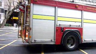 London Fire Brigade  A281 Dowgate Pump Ladder Returning to A28 Dowgate Fire Station [upl. by Krasner]