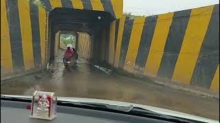 आज रेलवे अंडरपास पर एक फिट पानी l railwayunderpass railtrack underbridge [upl. by Ydeh]