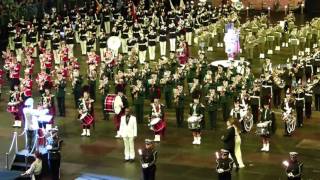 Auld Lang Syne pipes amp drums  Musikparade Lanxess Arena Köln [upl. by Reede40]