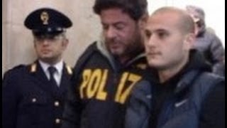 Napoli  Camorra arrestato capoclan Abbinante live 291212 [upl. by Annaerdna]