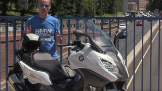 El BMW C 650 Sport en la ciudad Ventajas respecto al coche [upl. by Snevets]