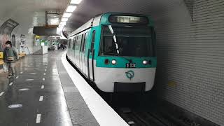 MF77  Arrêt à la station République sur la ligne 8 du métro parisien [upl. by Assirrac789]