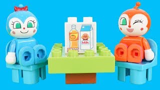 麵包超人的超市積木過家家玩具 Alpanmans Block Toys [upl. by Leahcimnaj629]