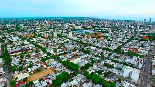 Vista aérea Montevideo barrio La Comercial 4K [upl. by Teddie765]