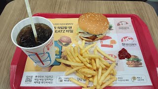 롯데리아LOTTERIA 치킨버거세트 먹방MUKBANG [upl. by Matthaus]