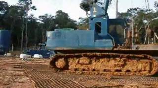 GEOTERRA® Construction Mats with Tracked Equipment on Mud [upl. by Assiren]