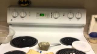 VLog 7 HOW TO MAKE GHETTO GARLIC BREAD [upl. by Forster]