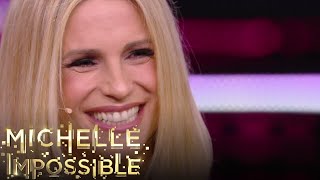 Michelle Impossible  Michelle Hunziker canta quotPiù bella cosaquot [upl. by Aettam577]