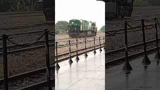 Locomotiva ES43BBI 8455 da Klabin no Pátio Ferroviário de ApucaranaPR  Gravado em 08072024 [upl. by Pryor]