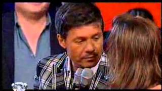 Showmatch 2010  Beso a besoquot ¿Lo enamoróquot [upl. by Ahsurej576]