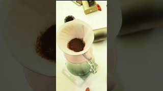 Kinu vs 1zpresso K Ultra coffee grinder comparison for manual coffee brewing [upl. by Ule]