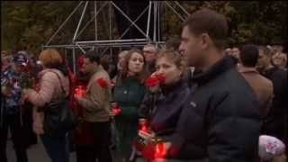 ProKremlin Rally Thousands attend march for victims of Ukrainian Nazis [upl. by Llebyram]