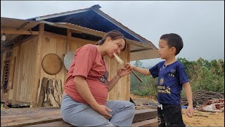 Bao Duyen gathered neat pieces of wood to make a kitchen on a humid day [upl. by Manuel69]