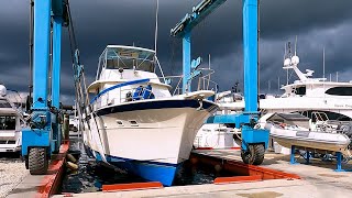 Classic Hatteras 53 Yacht Fisherman “dharma” Navigating on New River  Fort Lauderdale [upl. by Kassaraba426]